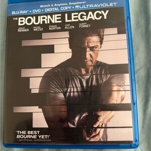 The Bourne Legacy Blu-ray - Blue Case